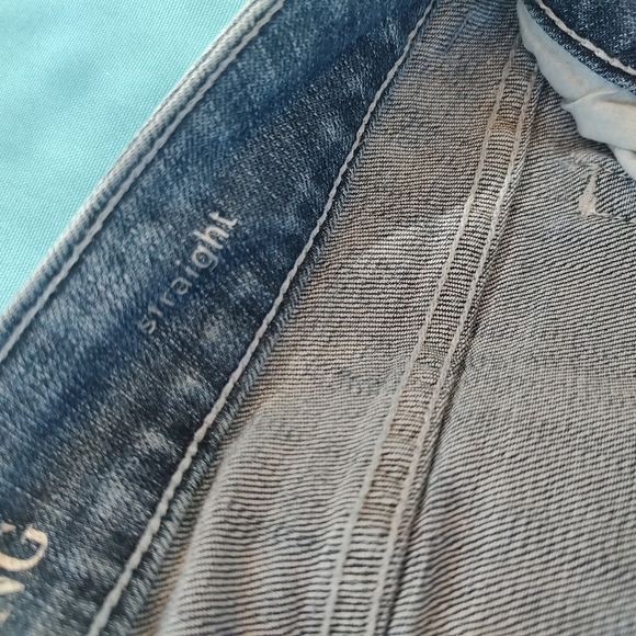 Simply Vera Wang Straight Size 14 Distressed Jeans! - Picture 3 of 14